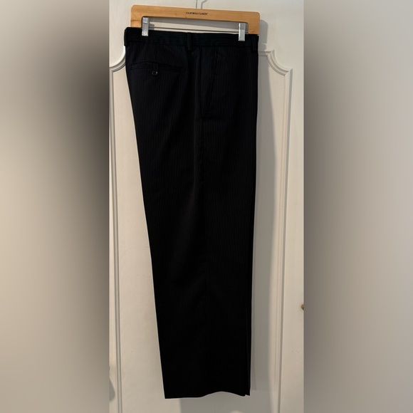 Banana Republic Men's Pinstripe Black & Grey Dress Pants - 38 x 32 - Picture 2 of 8